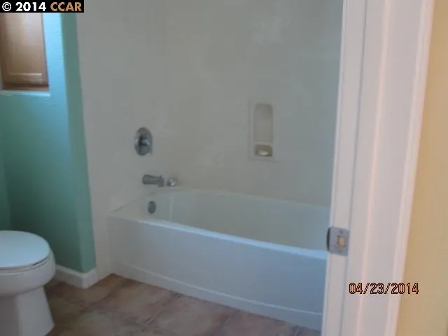 218 Carmel St, San Pablo, California 94806-5004