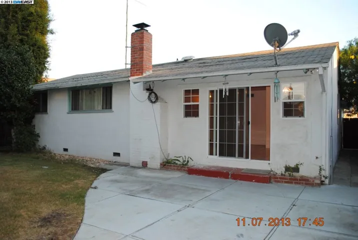 444 Rivercrest Ln, Hayward, California 94544-7512