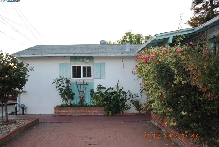 444 Rivercrest Ln, Hayward, California 94544-7512