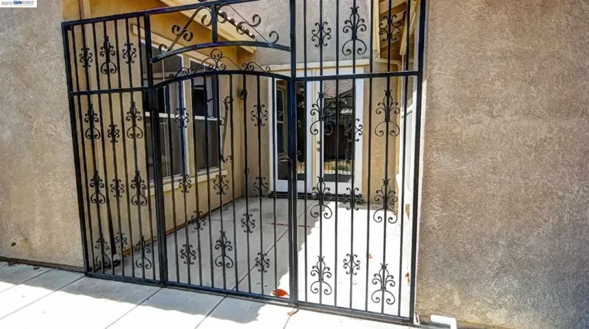 1681 Riverview Ave, Tracy, California 95377-8287