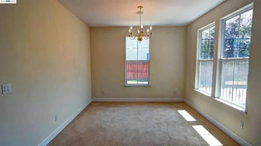 1681 Riverview Ave, Tracy, California 95377-8287