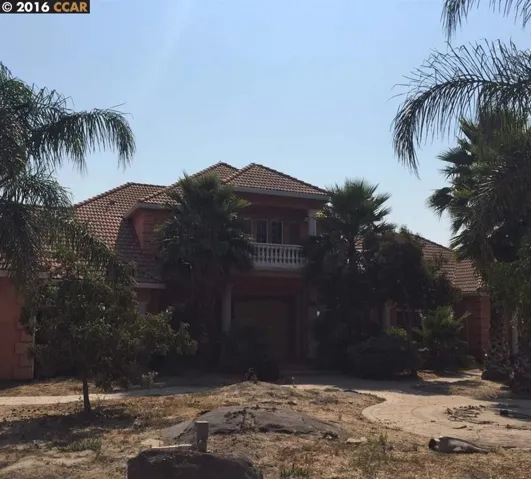 9886 S Mckinley Ave, French Camp, California 95231-9796