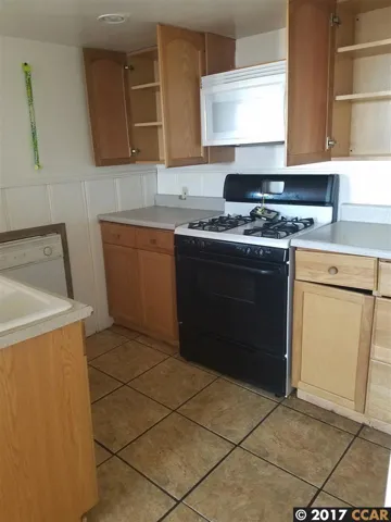 8451 Aster Ave, Oakland, California 94605