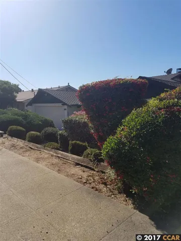 8451 Aster Ave, Oakland, California 94605