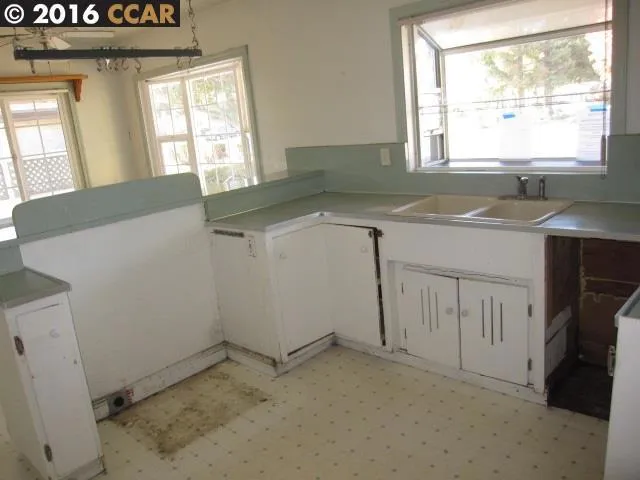 267 Sierra Dr, Pittsburg, California 94565
