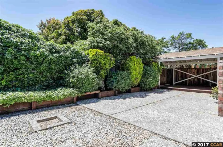875 Coral Ridge Cir, Rodeo, California 94572