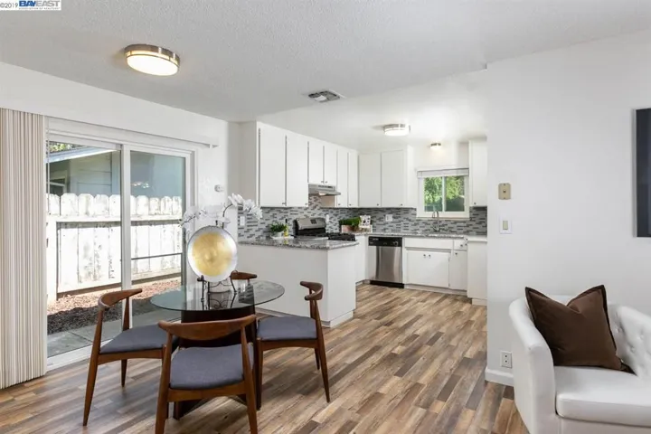 927 Lobos Ct, Manteca, California 95336