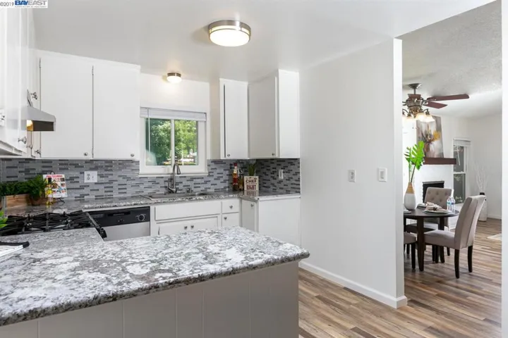 927 Lobos Ct, Manteca, California 95336
