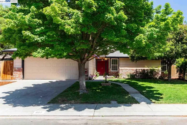 927 Lobos Ct, Manteca, California 95336