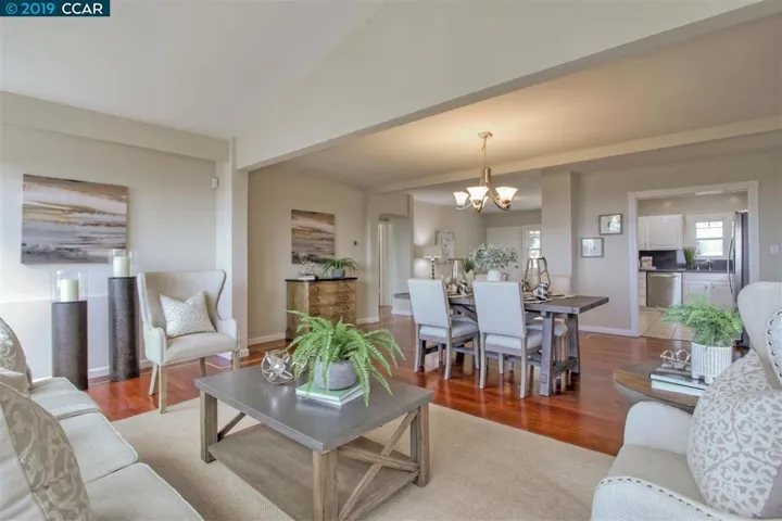 Open & spacious rooms!