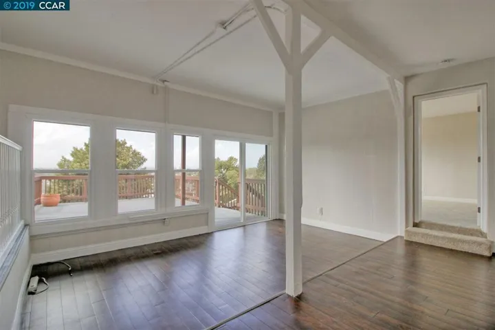 Basement/hobby room