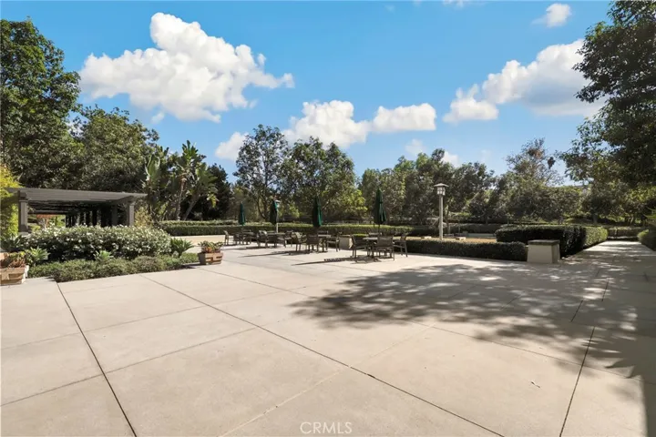 HOA