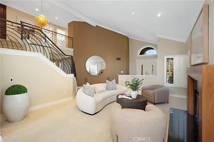 Formal living area