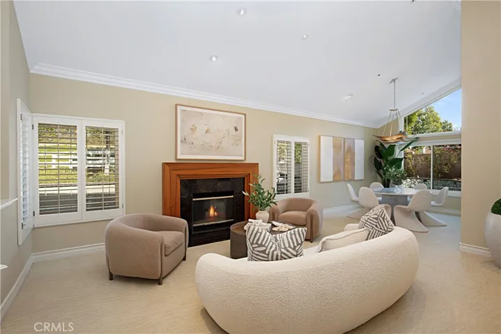 Formal living area