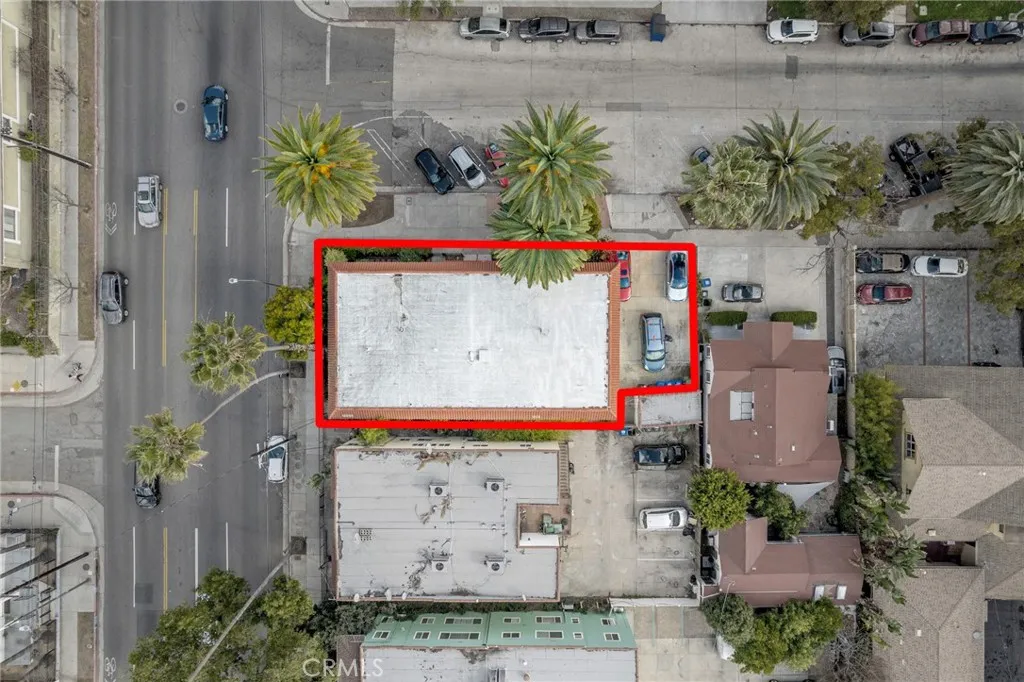 5648 Franklin Ave, Los Feliz, California 90028 home-pic-9