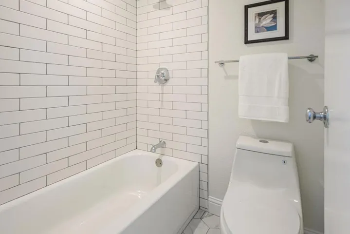 397 Half Moon Lane 12, Daly City, California 94015