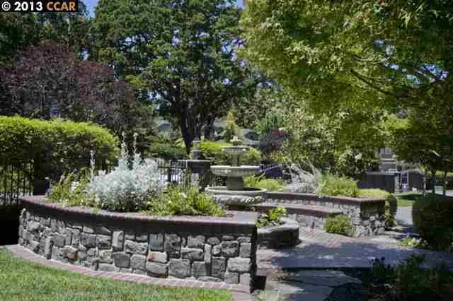 319 South Ave, Alamo, California 94507-2162