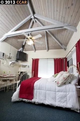 319 South Ave, Alamo, California 94507-2162