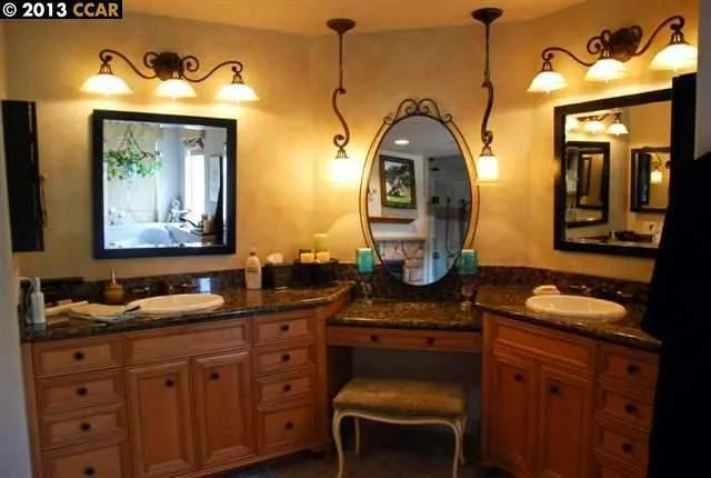 5662 Oakmont Ct, Discovery Bay, California 94505-1405