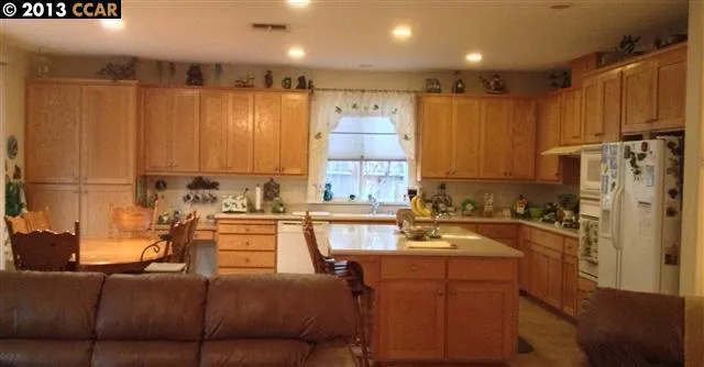 4024 Pickford Way, Modesto, California 95356
