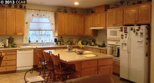 4024 Pickford Way, Modesto, California 95356