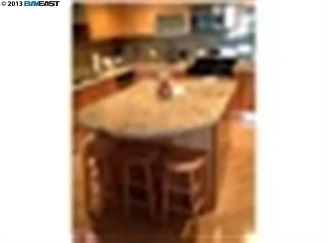 18324 Clark St 313, None, California 91356