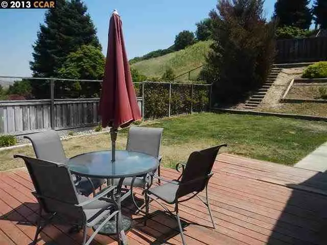 4909 Rocky Rd, Richmond, California 94803-2143