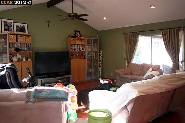 4652 Benbow Ct, Concord, California 94521-2013