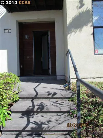 12 City Limits Cir, Emeryville, California 94608