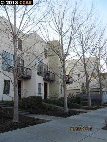 12 City Limits Cir, Emeryville, California 94608