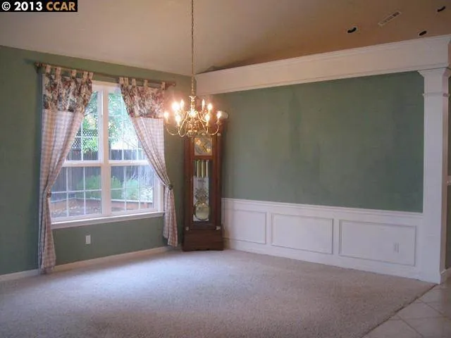 formal dining area