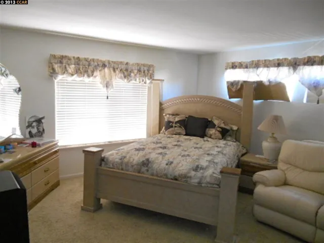 5066 Carbondale Way, Antioch, California 94531-7487