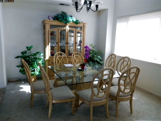 5066 Carbondale Way, Antioch, California 94531-7487