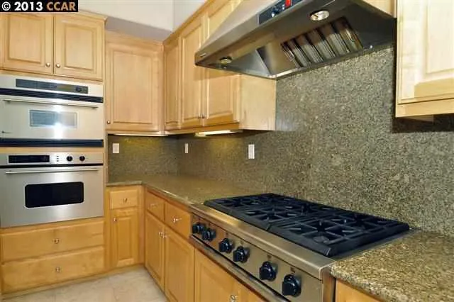 5847 Newfields Ln, Dublin, California 94568-8794