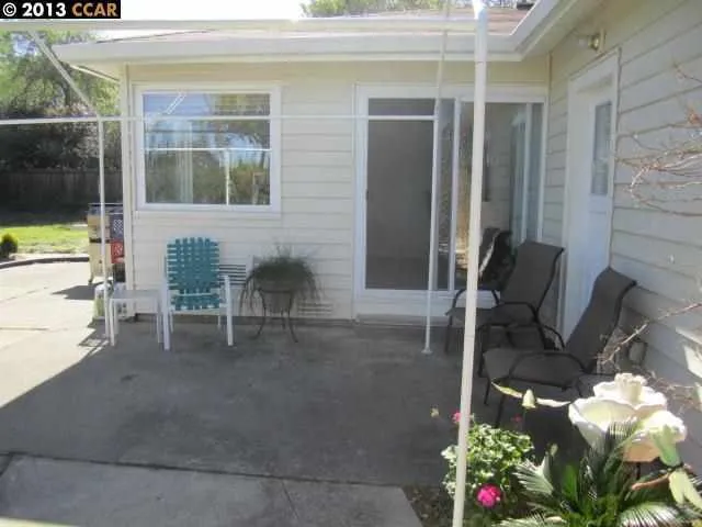 4275 Thompson Dr, Concord, California 94518-1853