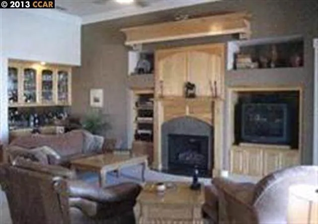 2367 Newport Dr, Discovery Bay, California 94514-9136