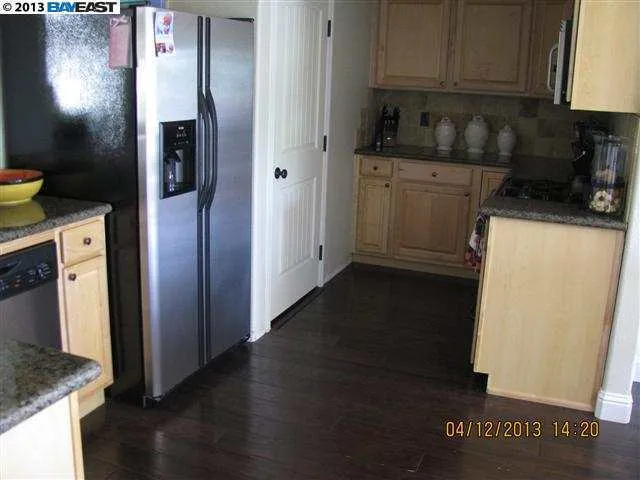 22072 Queen St, Castro Valley, California 94546-6520