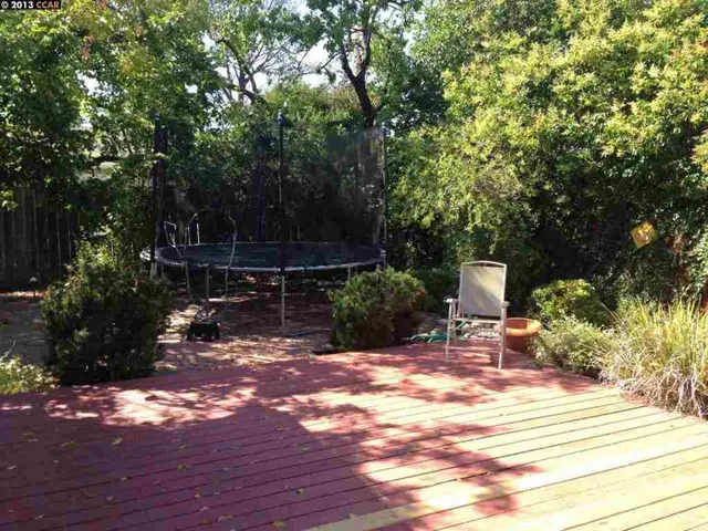 1507 Laverne Way, Concord, California 94521-2223