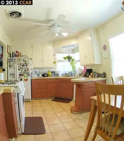 109 Kerman Dr, Concord, California 94518-1210