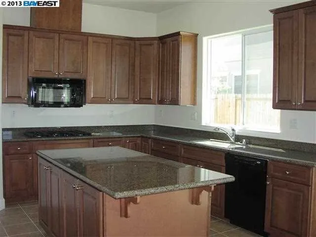 1303 Tuolumne Way, Oakley, California 94561