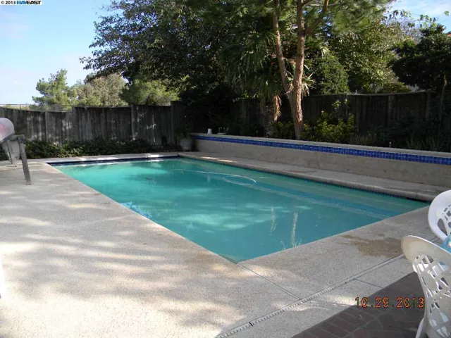 2660 Golden Springs Dr, Tracy, California 95376-0736