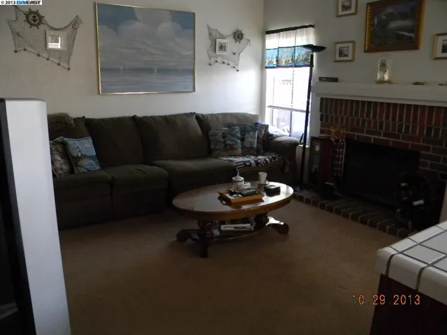 2660 Golden Springs Dr, Tracy, California 95376-0736