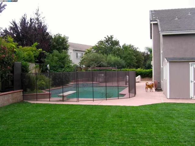 5664 Natoma Cir, Stockton, California 95219