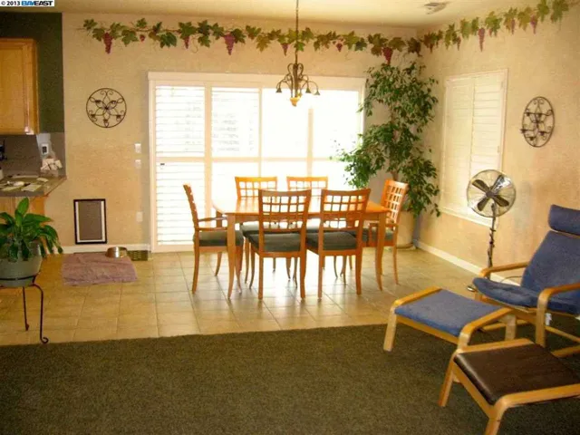 5664 Natoma Cir, Stockton, California 95219