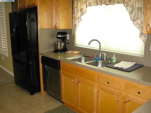 5664 Natoma Cir, Stockton, California 95219