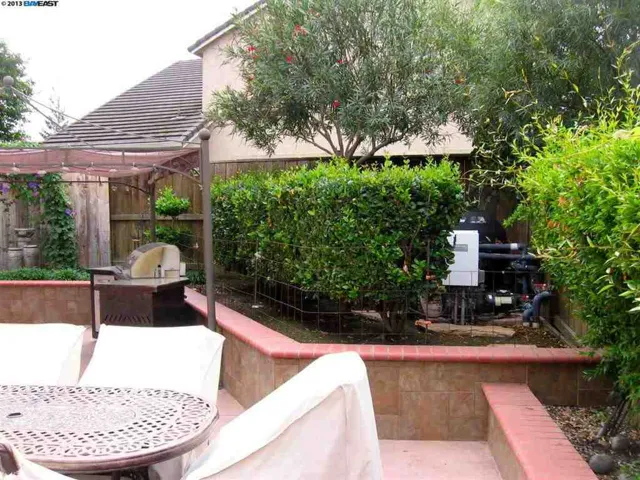 5664 Natoma Cir, Stockton, California 95219