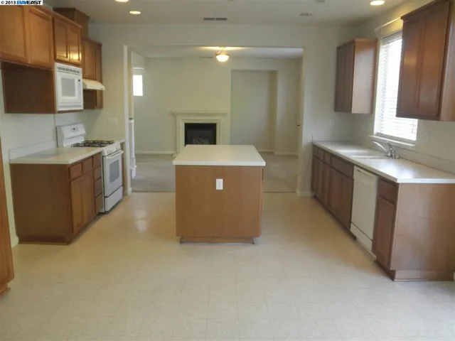 515 Bethell Ave, Mountain House, California 95391
