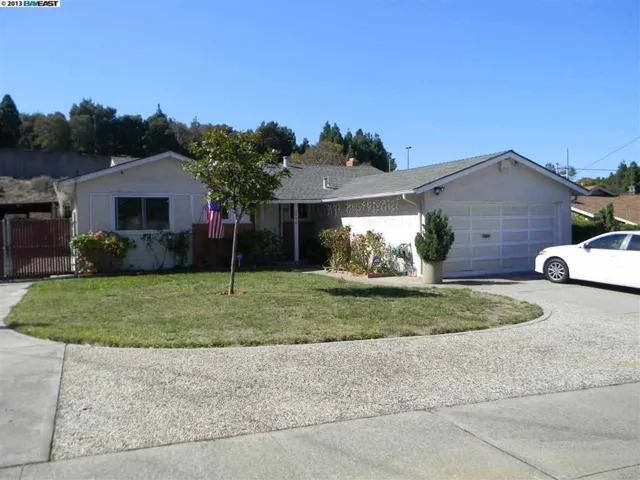 2990 Flannery Rd, San Pablo, California 94806-1506