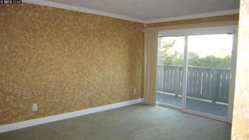 100 Kinross Dr 32, Walnut Creek, California 94598-2104