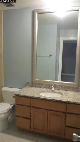 100 Kinross Dr 32, Walnut Creek, California 94598-2104